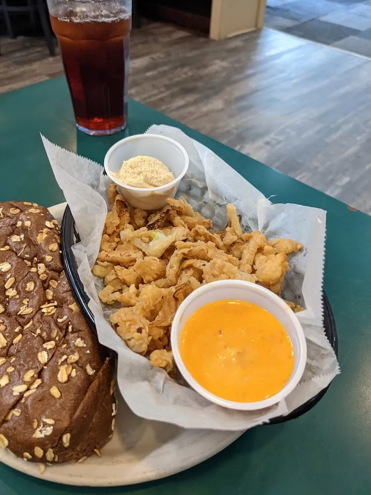 Blooming Onion and Bread